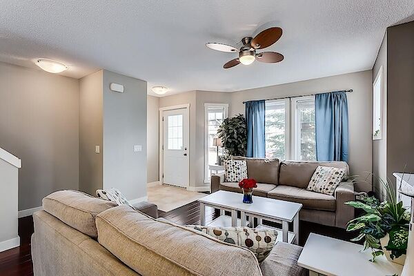 Airdrie 2 bedrooms Duplex for rent. Property photo: 525408-3