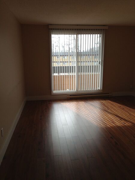 Thompson 1 bedrooms Apartment for rent. Property photo: 525777-2