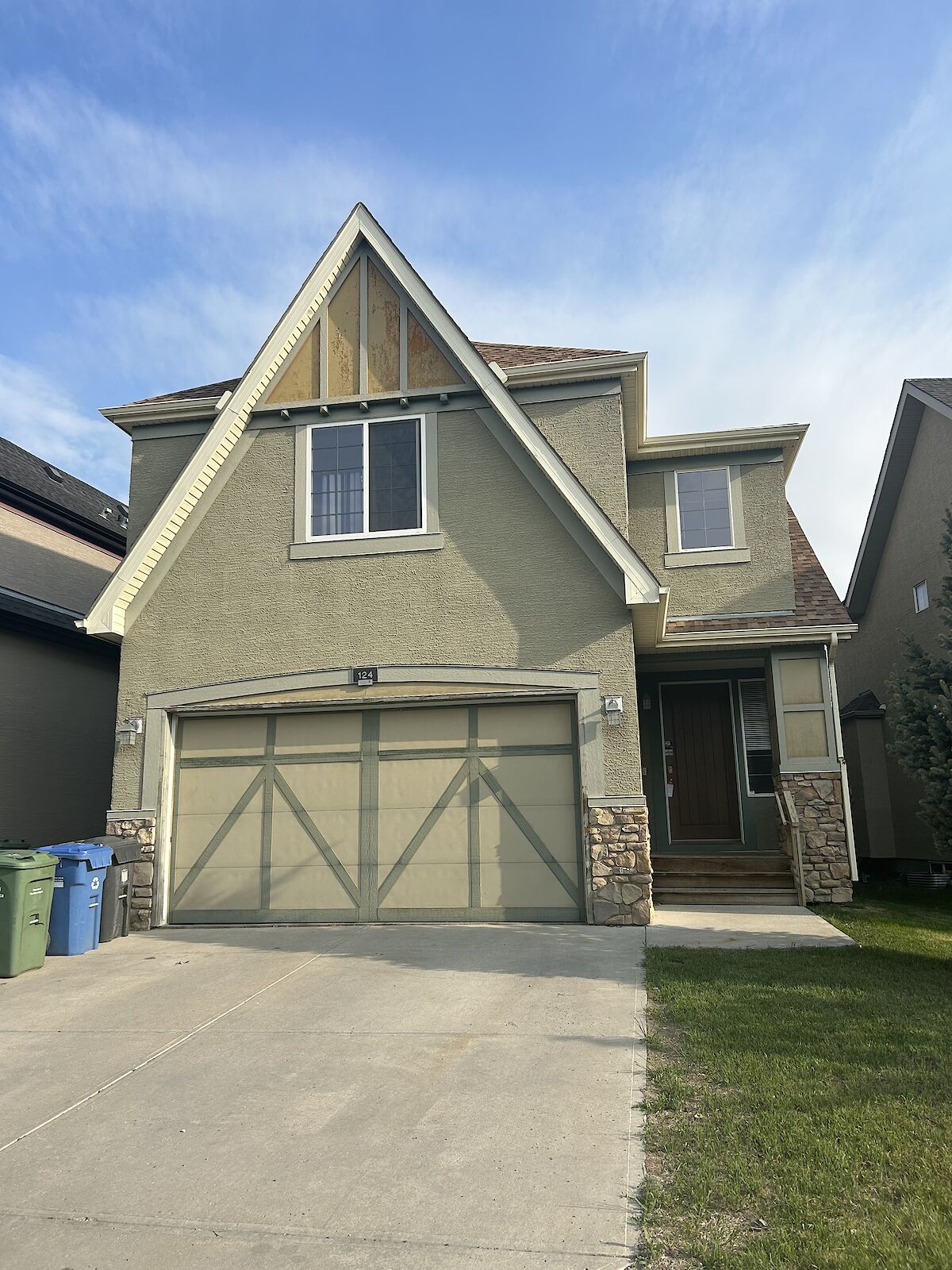 Calgary 5 bedrooms House for rent. Property photo: 526836-1
