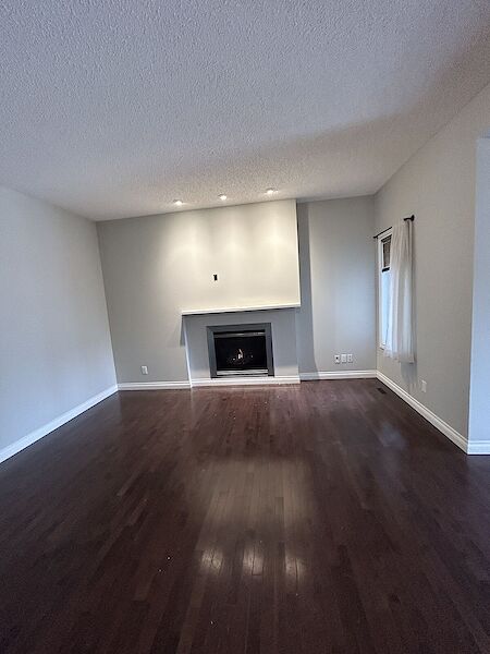 Calgary 5 bedrooms House for rent. Property photo: 526836-3