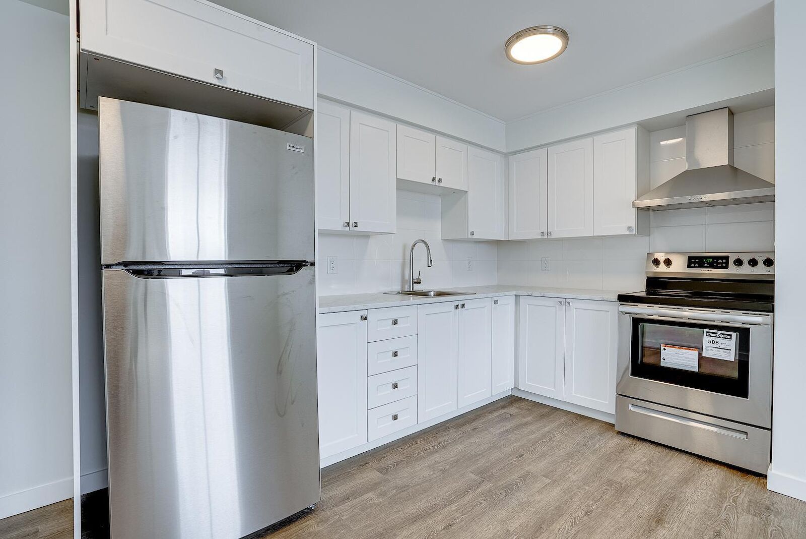 Windsor 2 bedrooms Apartment for rent. Property photo: 527622-1