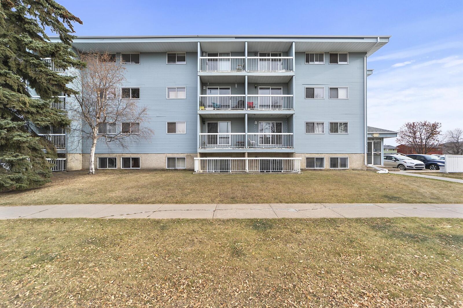 Camrose 2 bedrooms Apartment for rent. Property photo: 527783-1