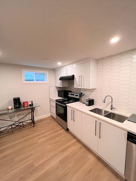 Calgary 2 bedrooms Basement for rent. Property photo: 528226-3