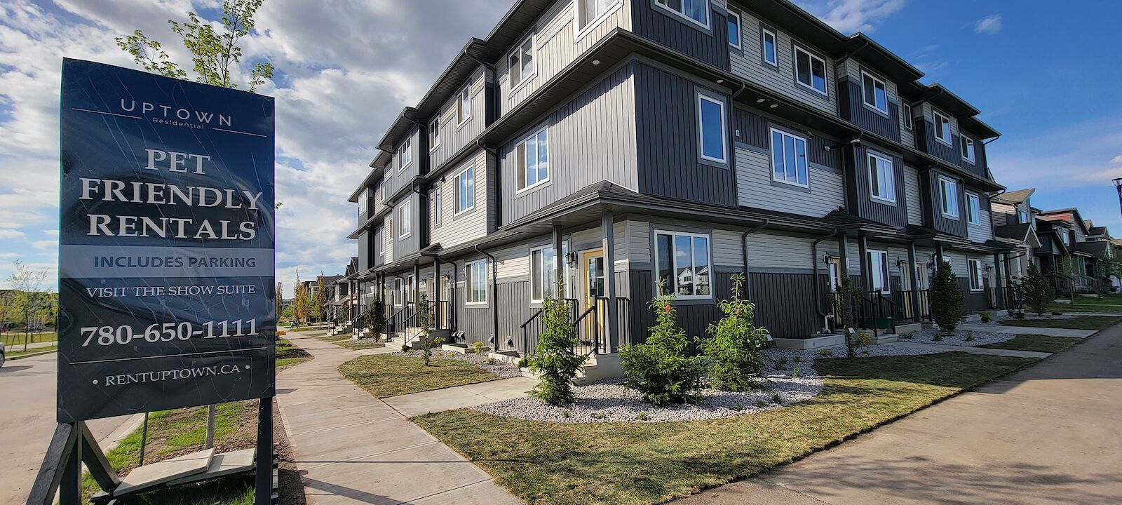 Edmonton Pet Friendly Townhouse For Rent Heritage Valley 1 Bed plus