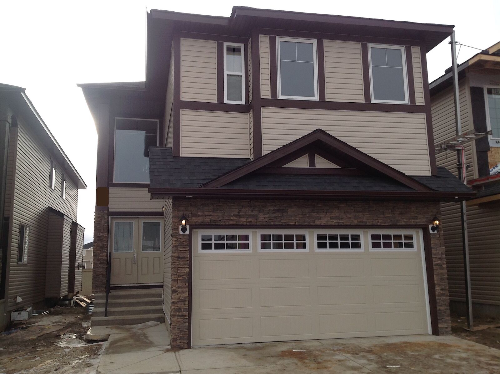 Calgary 5 + Den bedrooms House for rent. Property photo: 529570-1