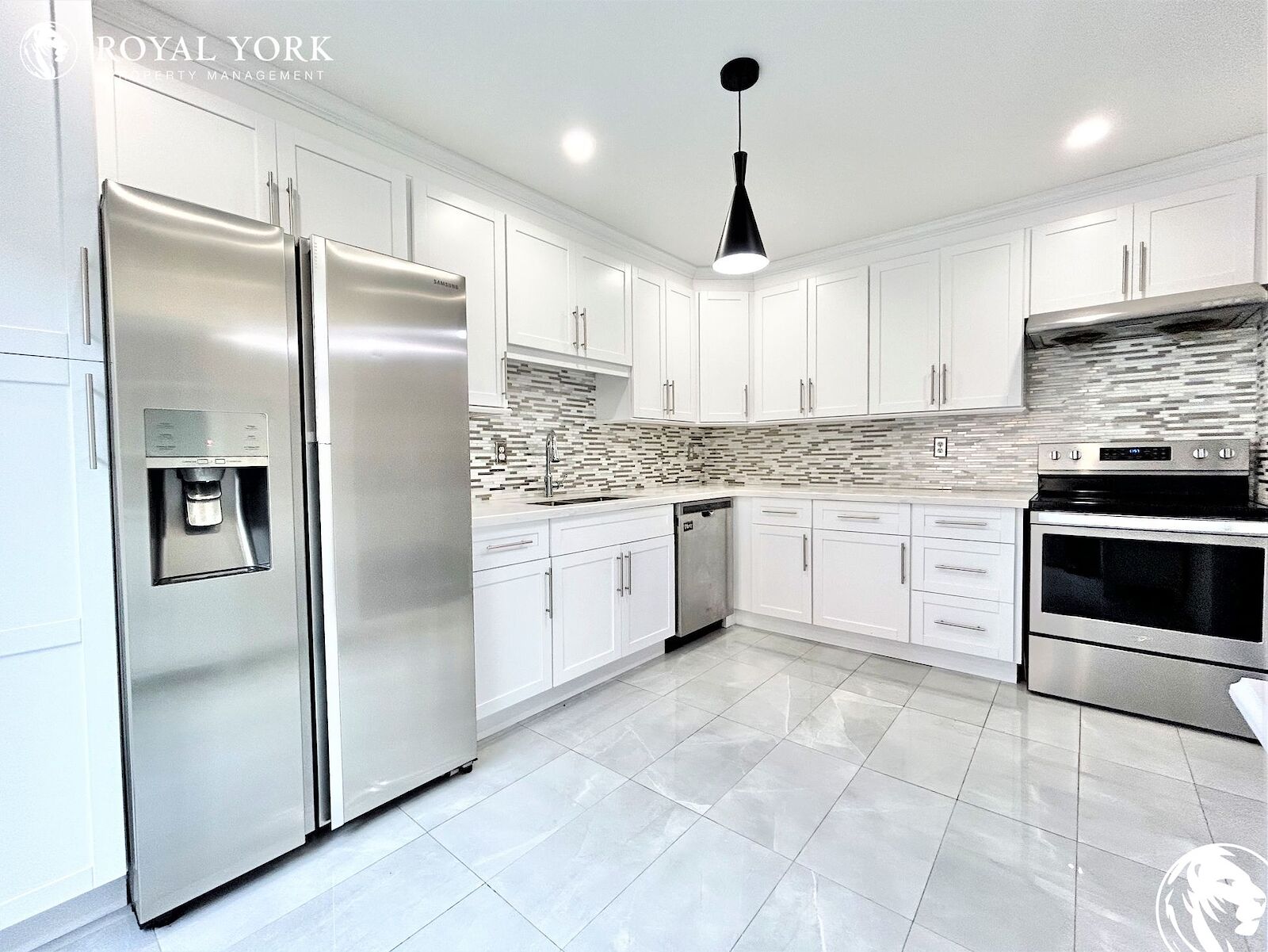 Vaughan 3 bedrooms House for rent. Property photo: 531816-1
