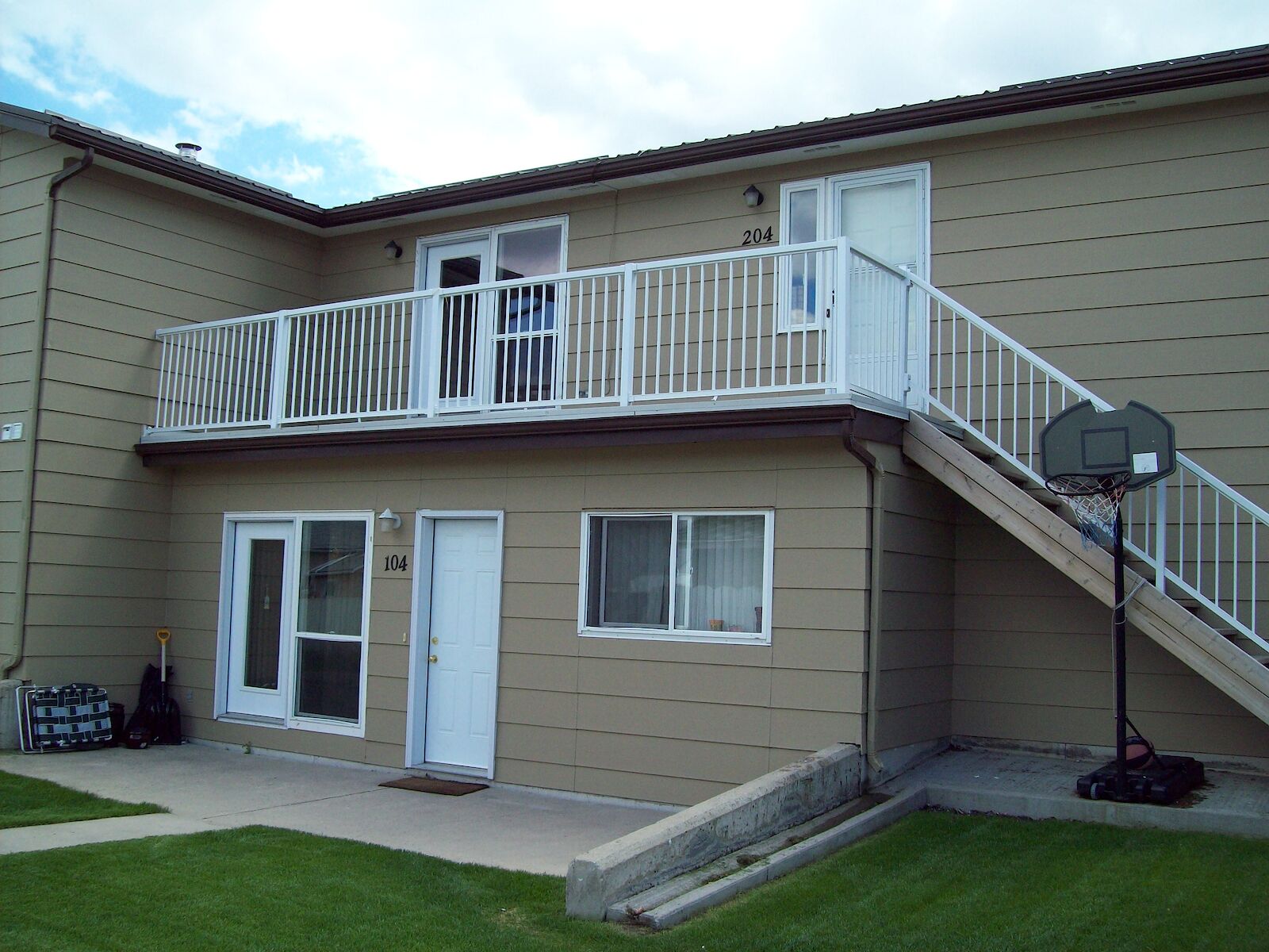 Fort Macleod 3 bedrooms Condo Unit for rent. Property photo: 533347-1
