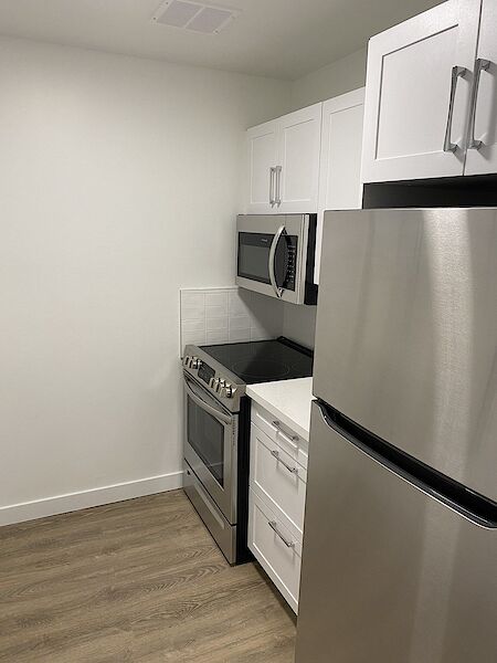 Lindsay 2 bedrooms Apartment for rent. Property photo: 533891-2