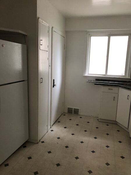 Edmonton 3 bedrooms Main Floor for rent. Property photo: 534694-3