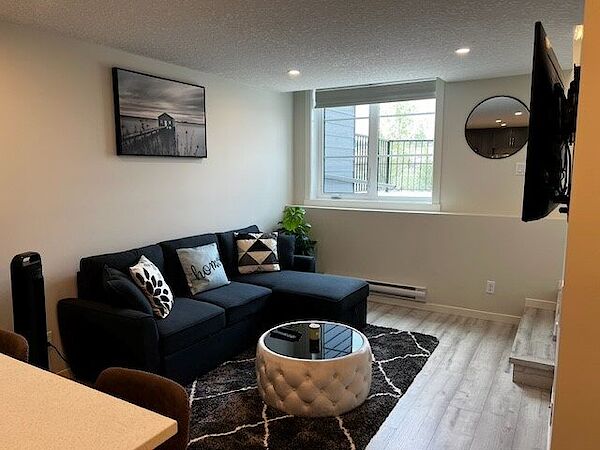 Calgary 1 bedroom Condo Unit for rent. Property photo: 534972-2