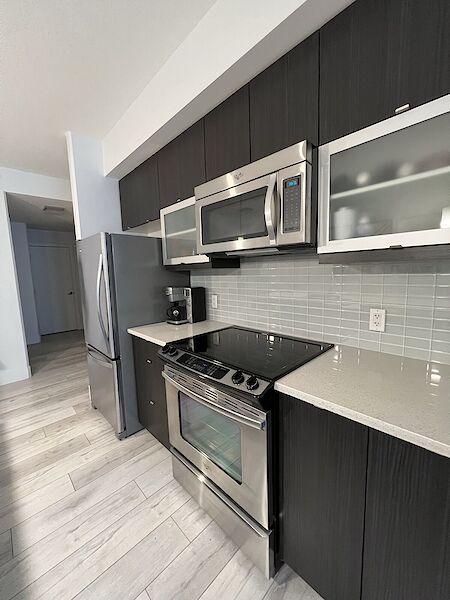 Edmonton 2 bedrooms Condo Unit for rent. Property photo: 535128-3