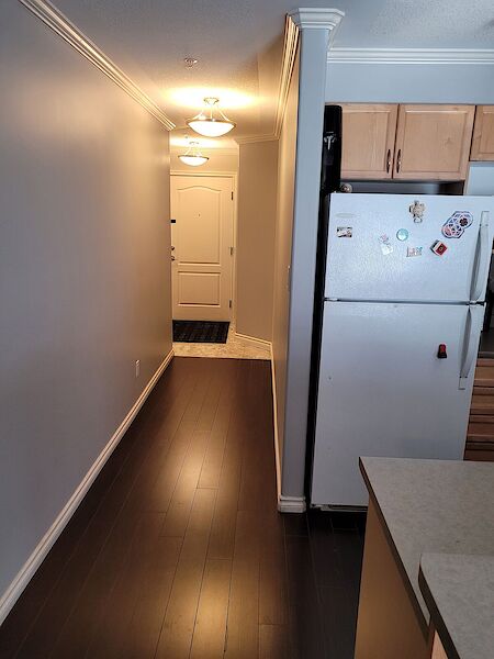Edmonton 2 bedrooms Condo Unit for rent. Property photo: 535828-2