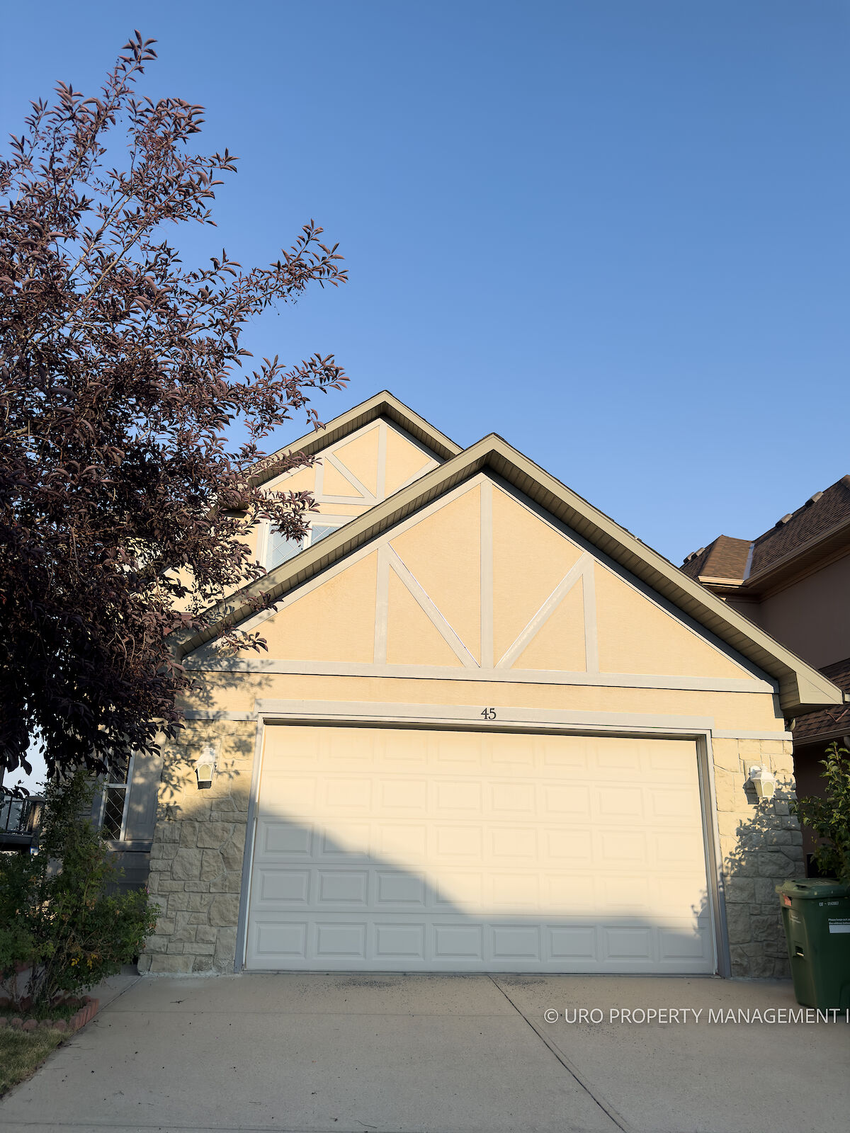 Calgary 3 + Den bedrooms House for rent. Property photo: 536147-1