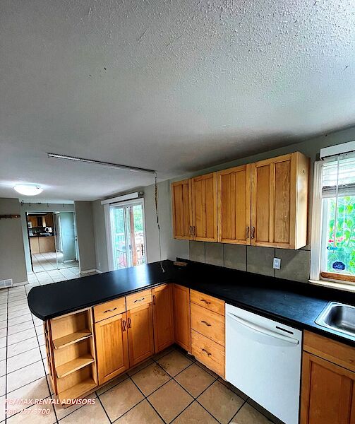 Edmonton 3 bedrooms Mobile for rent. Property photo: 536398-3