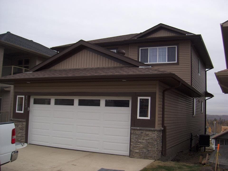 Fort McMurray 3 + Den bedrooms House for rent. Property photo: 536623-1