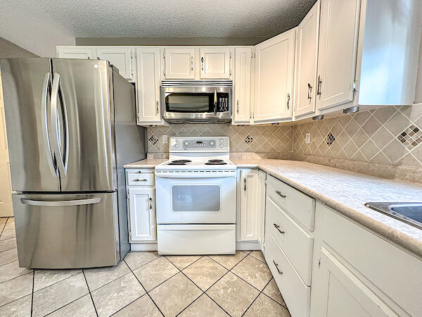 Airdrie 4 bedrooms House for rent. Property photo: 536805-2