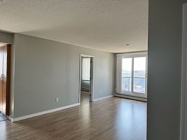 Edmonton 2 bedrooms Apartment for rent. Property photo: 537313-2