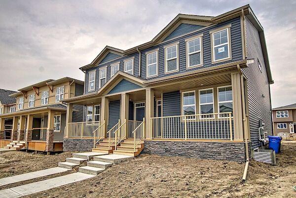Calgary 4 bedrooms House for rent. Property photo: 537428-2