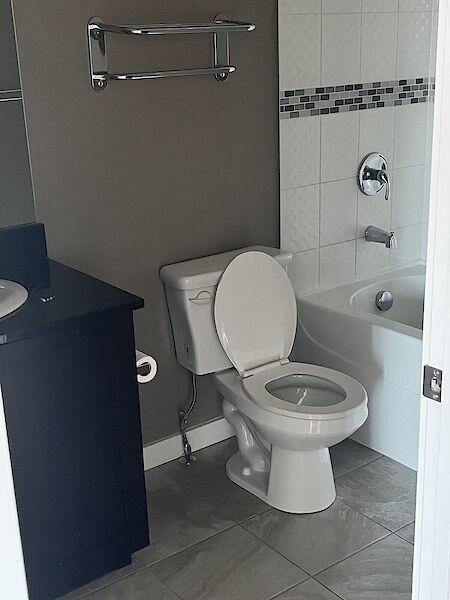Edmonton 2 bedrooms Condo Unit for rent. Property photo: 537505-3