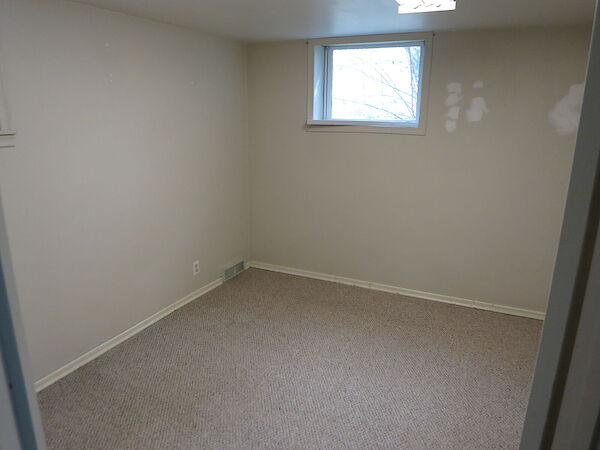 Edmonton 2 bedrooms Basement for rent. Property photo: 537730-3