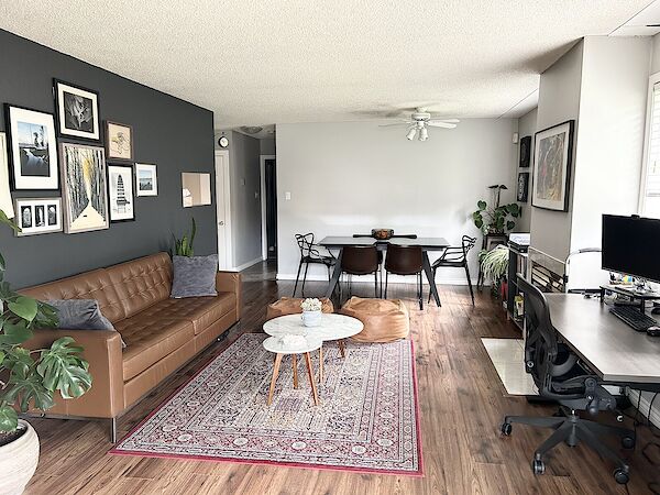 Edmonton 2 bedrooms Condo Unit for rent. Property photo: 538081-2