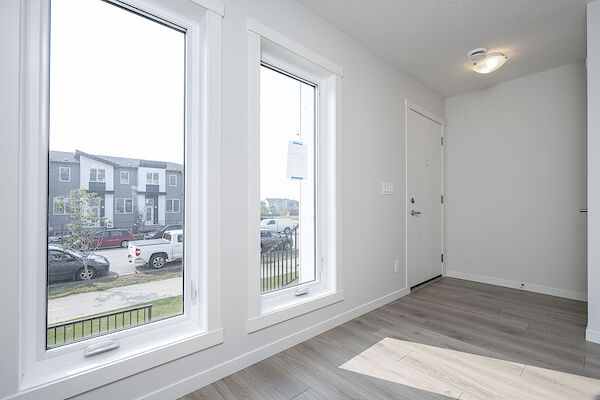 Calgary 2 bedrooms Townhouse for rent. Property photo: 538344-2