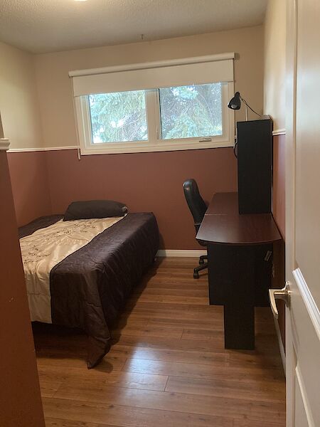 Edmonton 1 bedroom Room For Rent for rent. Property photo: 538582-2