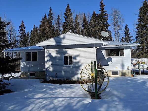 Drayton Valley 5 bedrooms Acreage for rent. Property photo: 538830-3