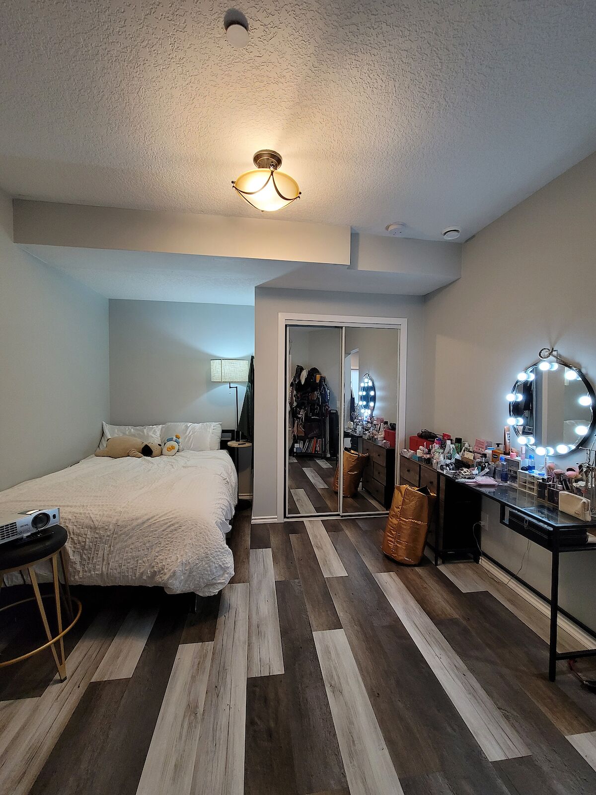 Calgary 1 bedroom Basement for rent. Property photo: 538872-1