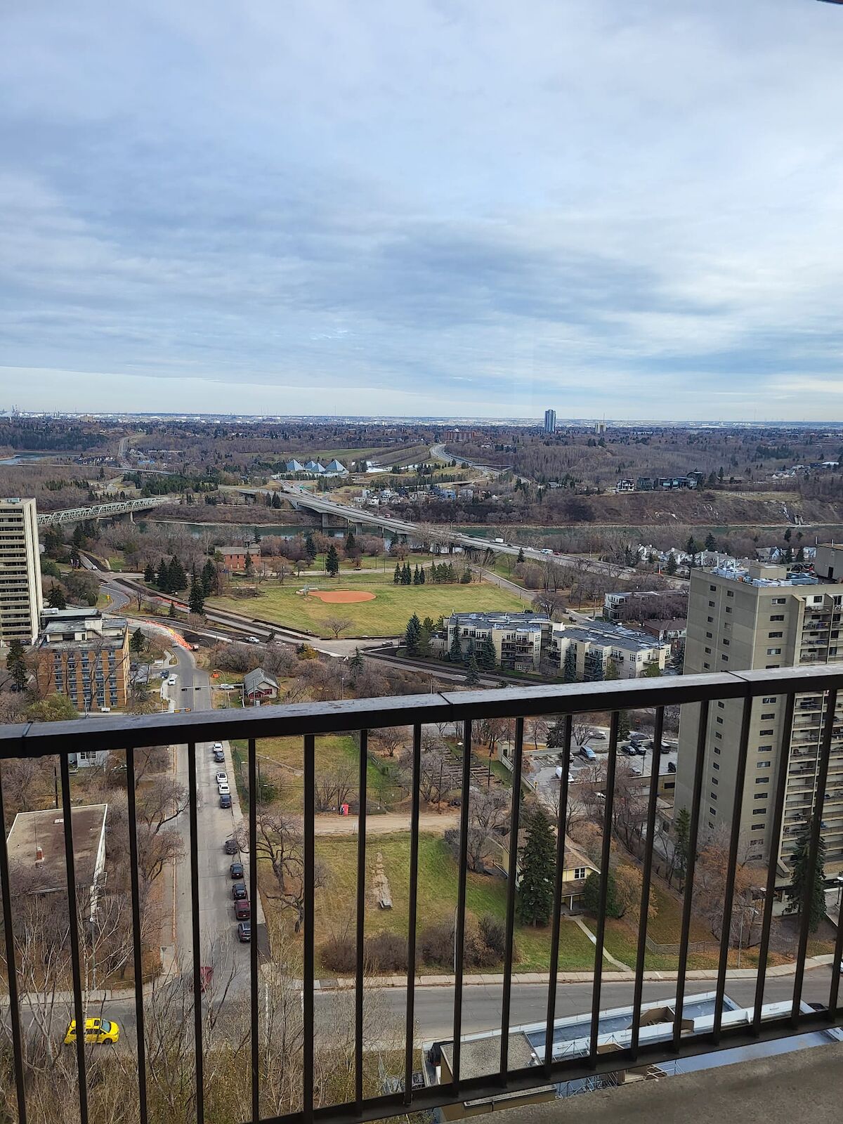 Edmonton 2 bedrooms Condo Unit for rent. Property photo: 544505-1