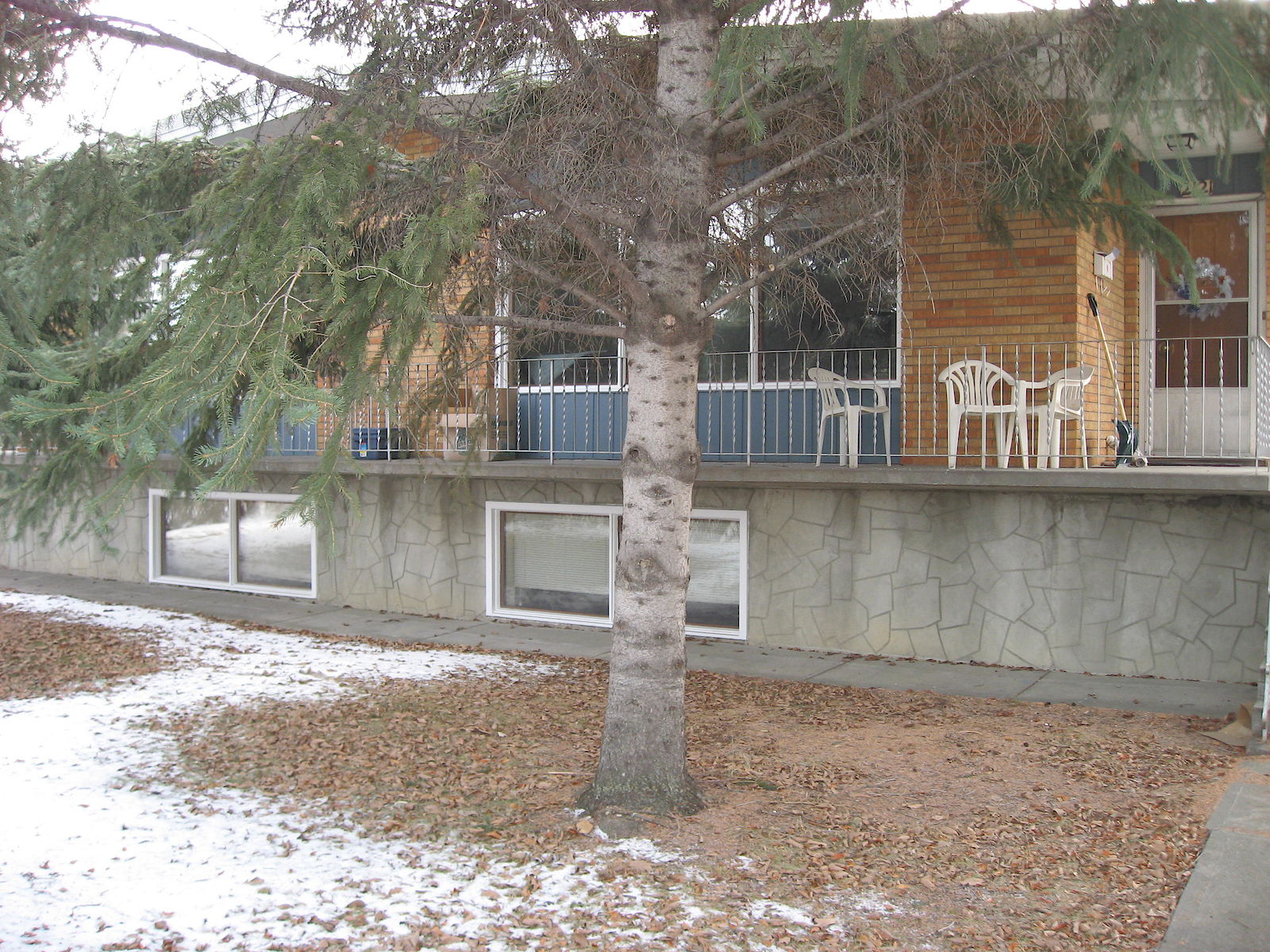 Calgary 2 + Den bedrooms Basement for rent. Property photo: 54812-1