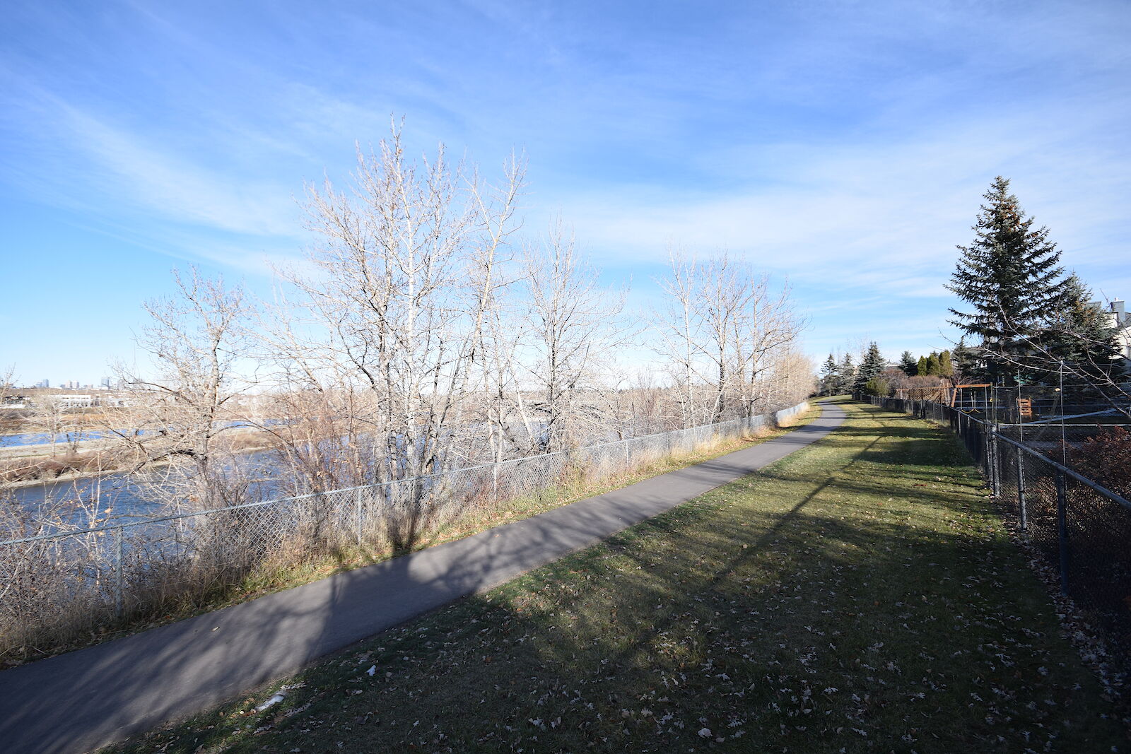 Calgary Basement For Rent Riverbend Bright lower level walkout