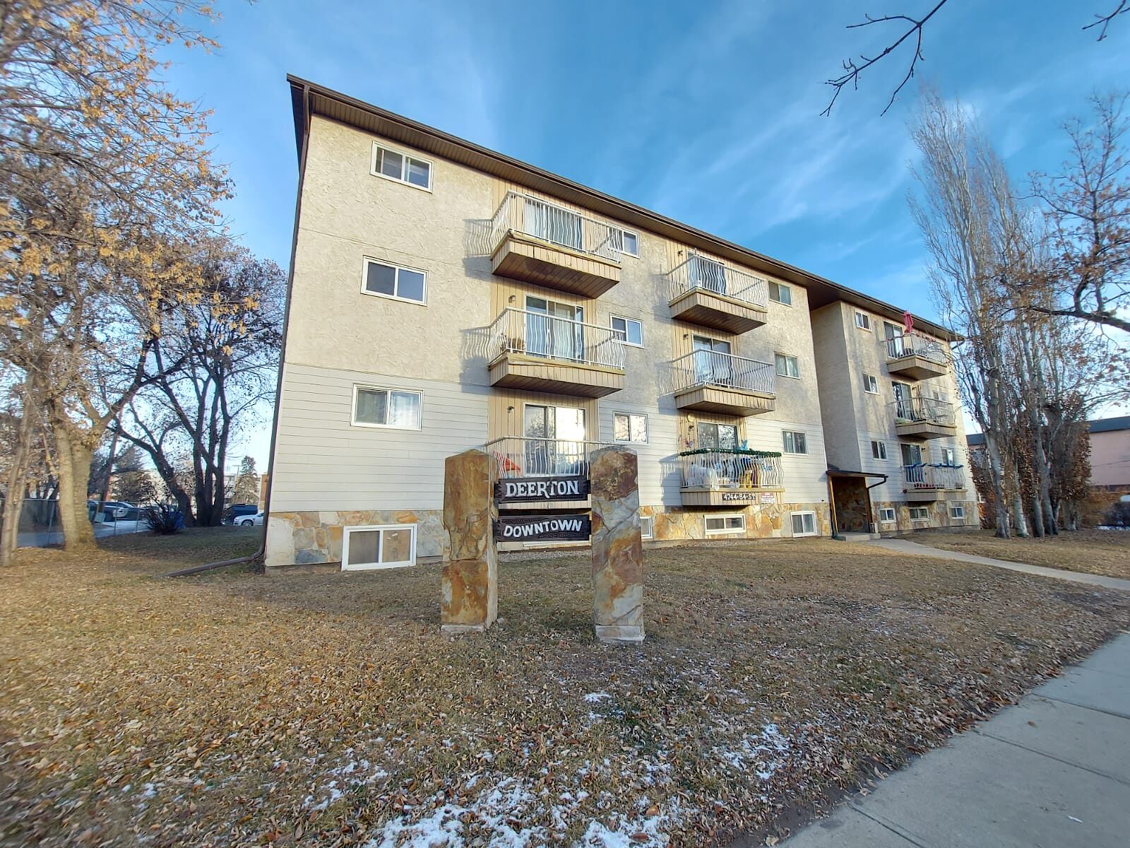 Red Deer Pet Friendly Condo Unit For Rent | Downtown | Large 1 Bedroom ...