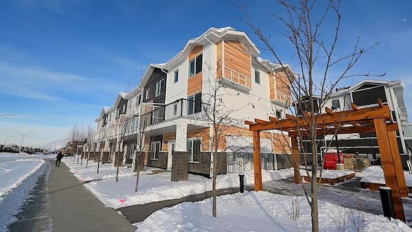 Calgary 4 bedrooms Townhouse for rent. Property photo: 553224-3