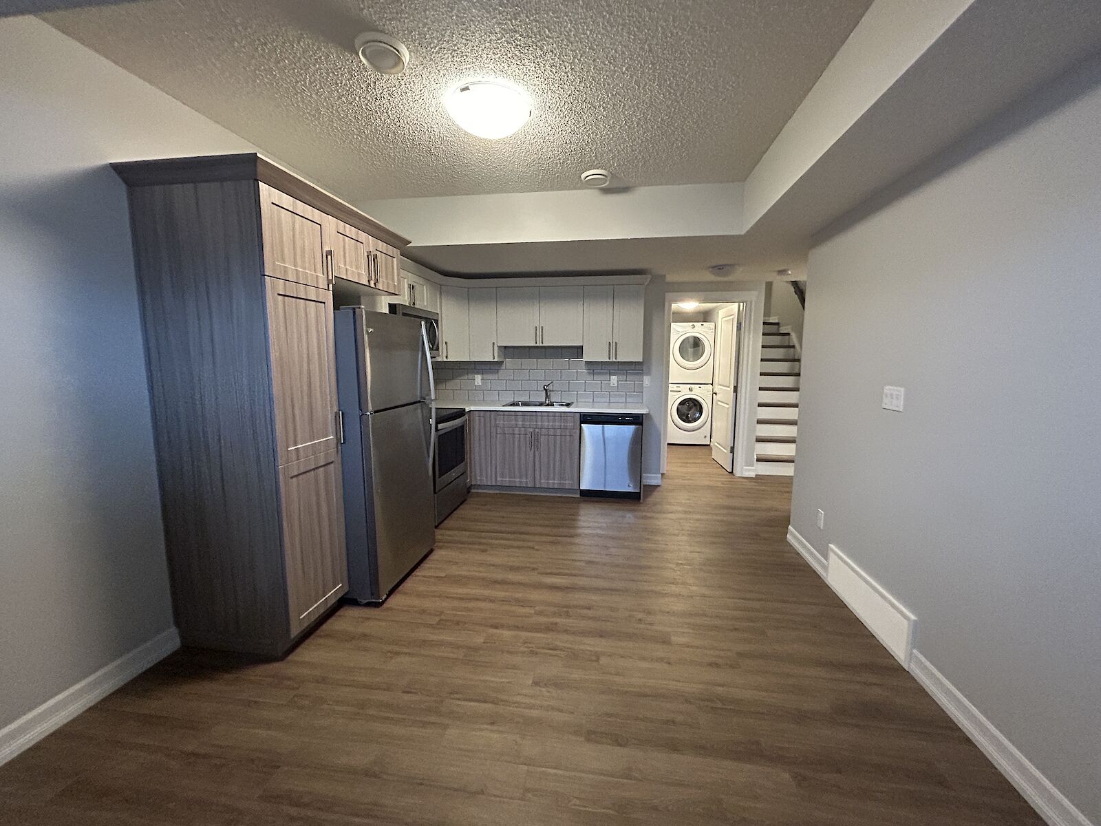 Edmonton Pet Friendly Basement For Rent Keswick Beautiful 1 Bed 1   9643041.v.c4472366687b9d6abab87d3eb915410f 