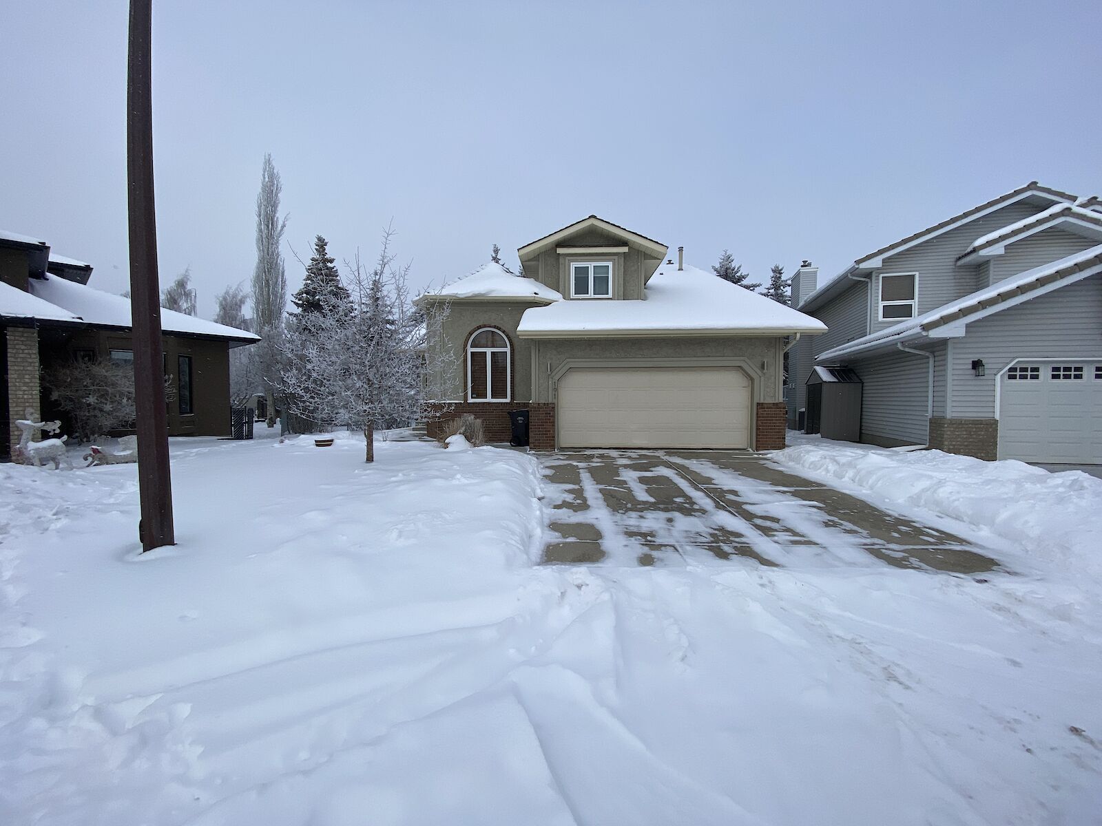 Calgary Pet Friendly House For Rent Hamptons Beautiful and Spacious