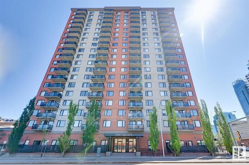 Edmonton Pet Friendly Condo Unit For Rent Downtown Downtown Luxury   9654305.v.97c5dfcfb75e4b802c7149043ede00e8 