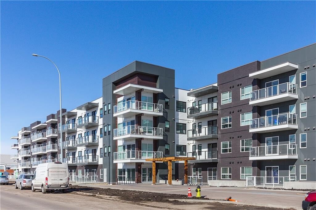 Calgary Condo Unit For Rent | Seton | Luxurious 3-bedrooms, 2-bathrooms ...