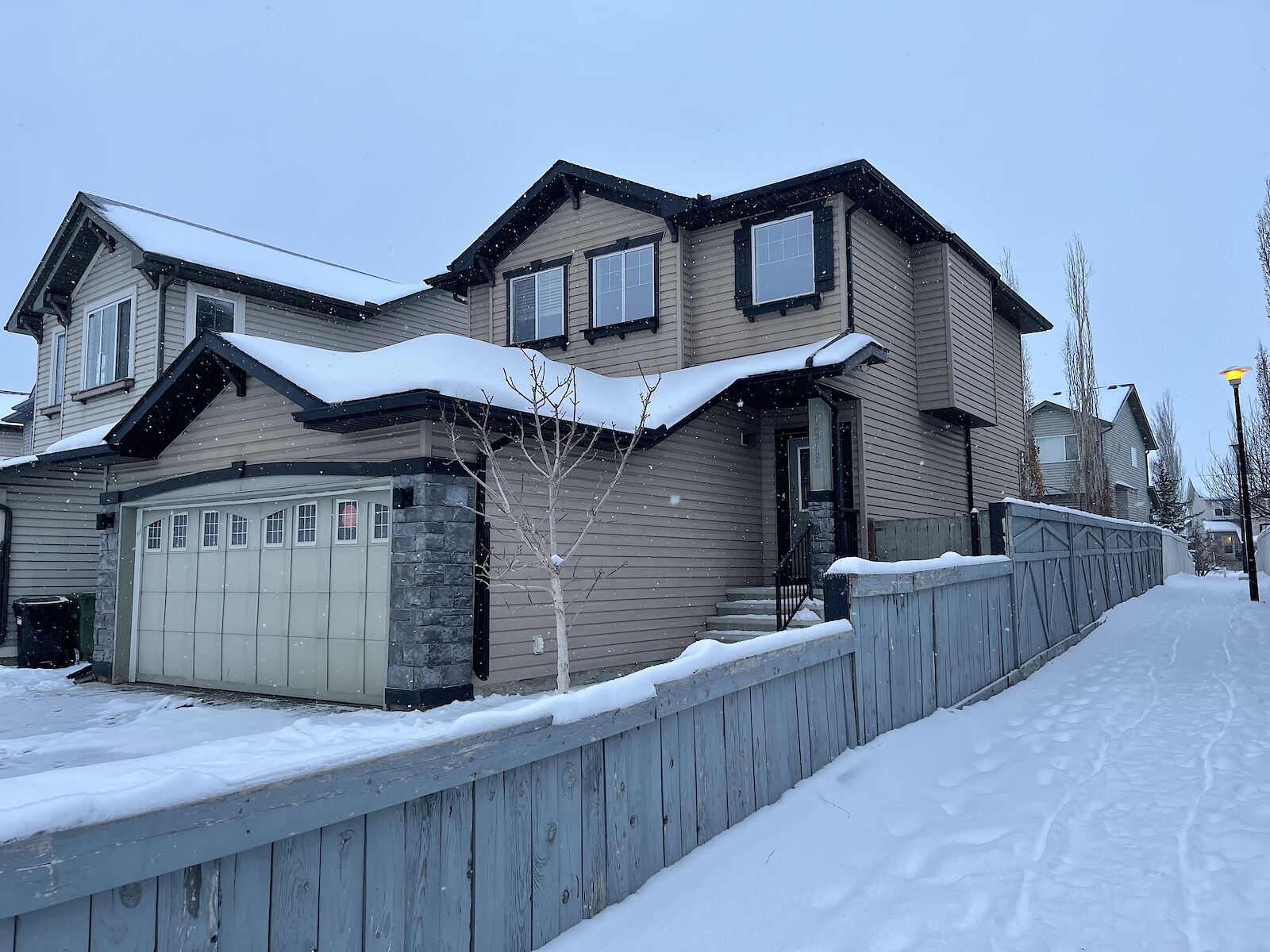 Calgary Pet Friendly House For Rent | New Brighton | DETACHED Home w ...