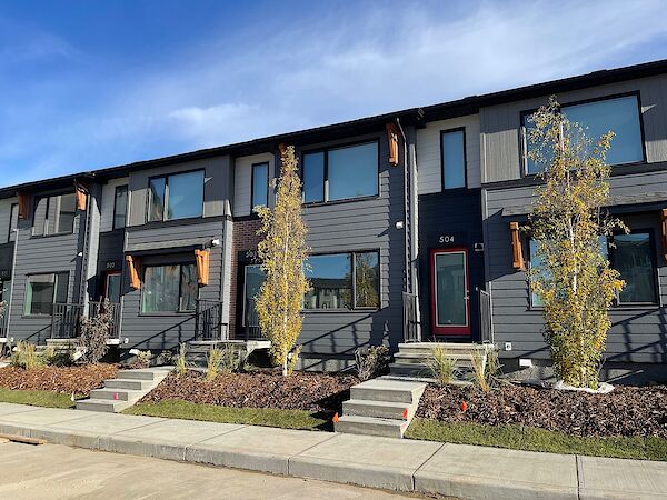 Calgary 3 bedrooms Townhouse for rent. Property photo: 566376-2