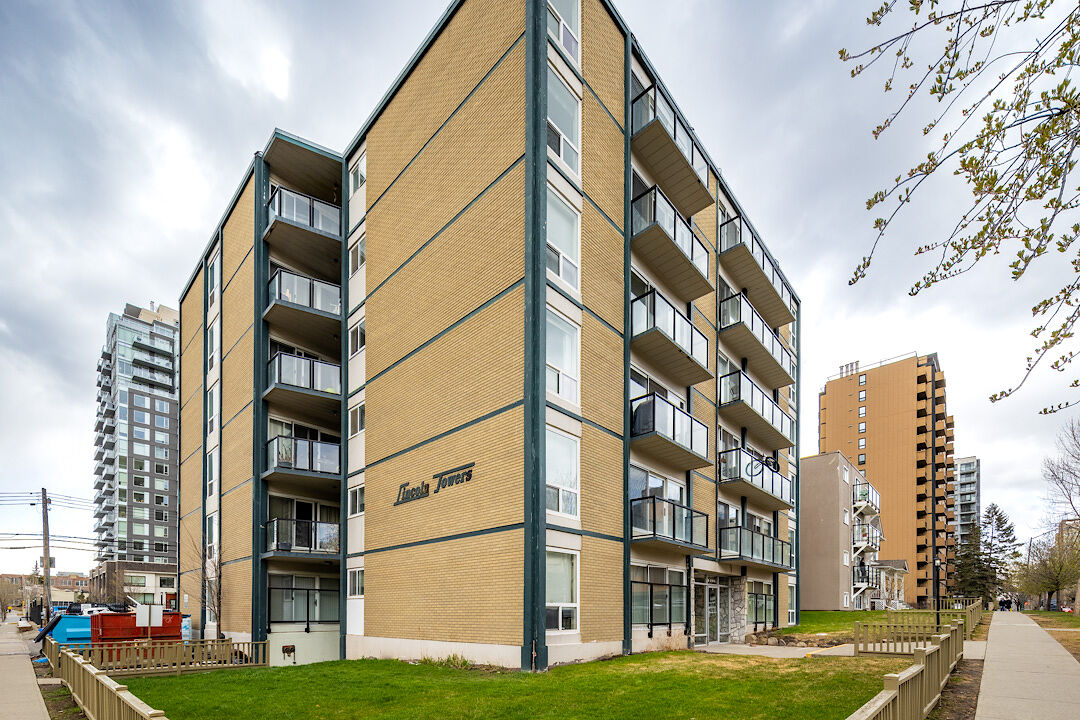 Calgary Pet Friendly Apartment For Rent Beltline Charming Building