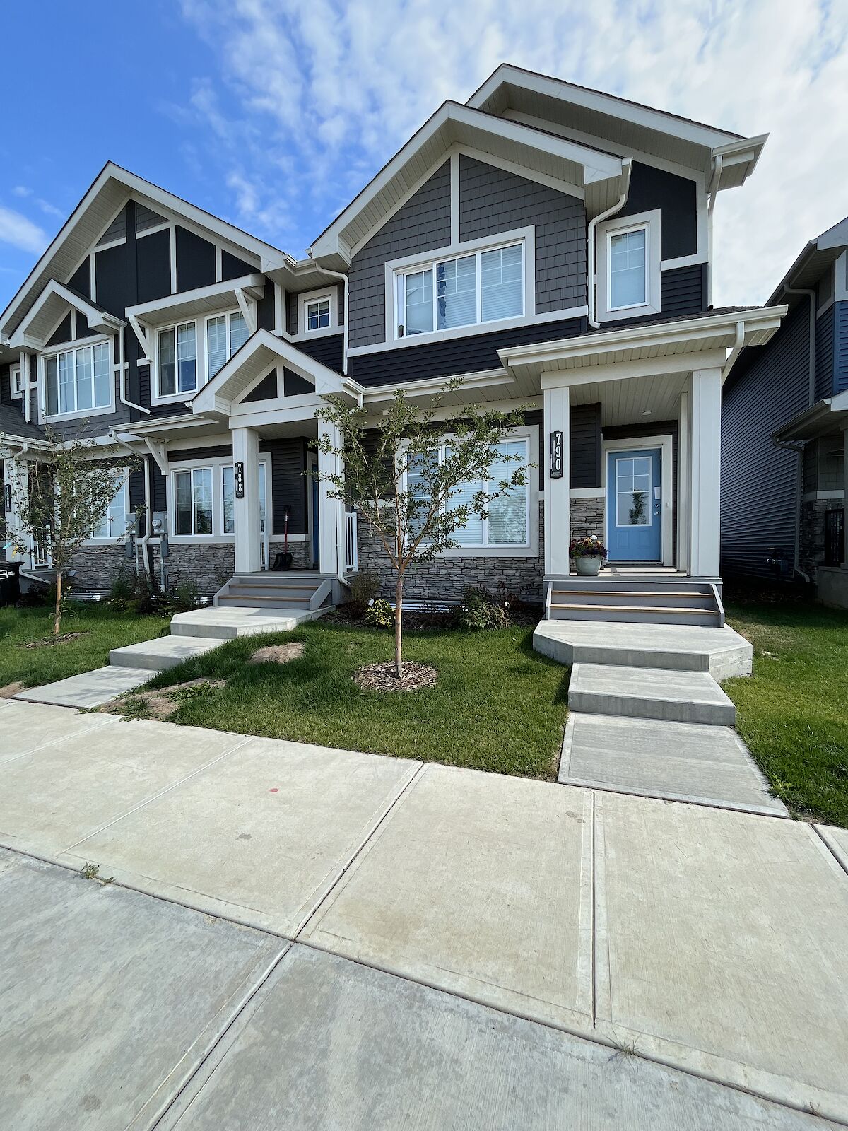 Edmonton Pet Friendly Main Floor For Rent | Orchards | Bright, Spacious, Modern Stunning 3