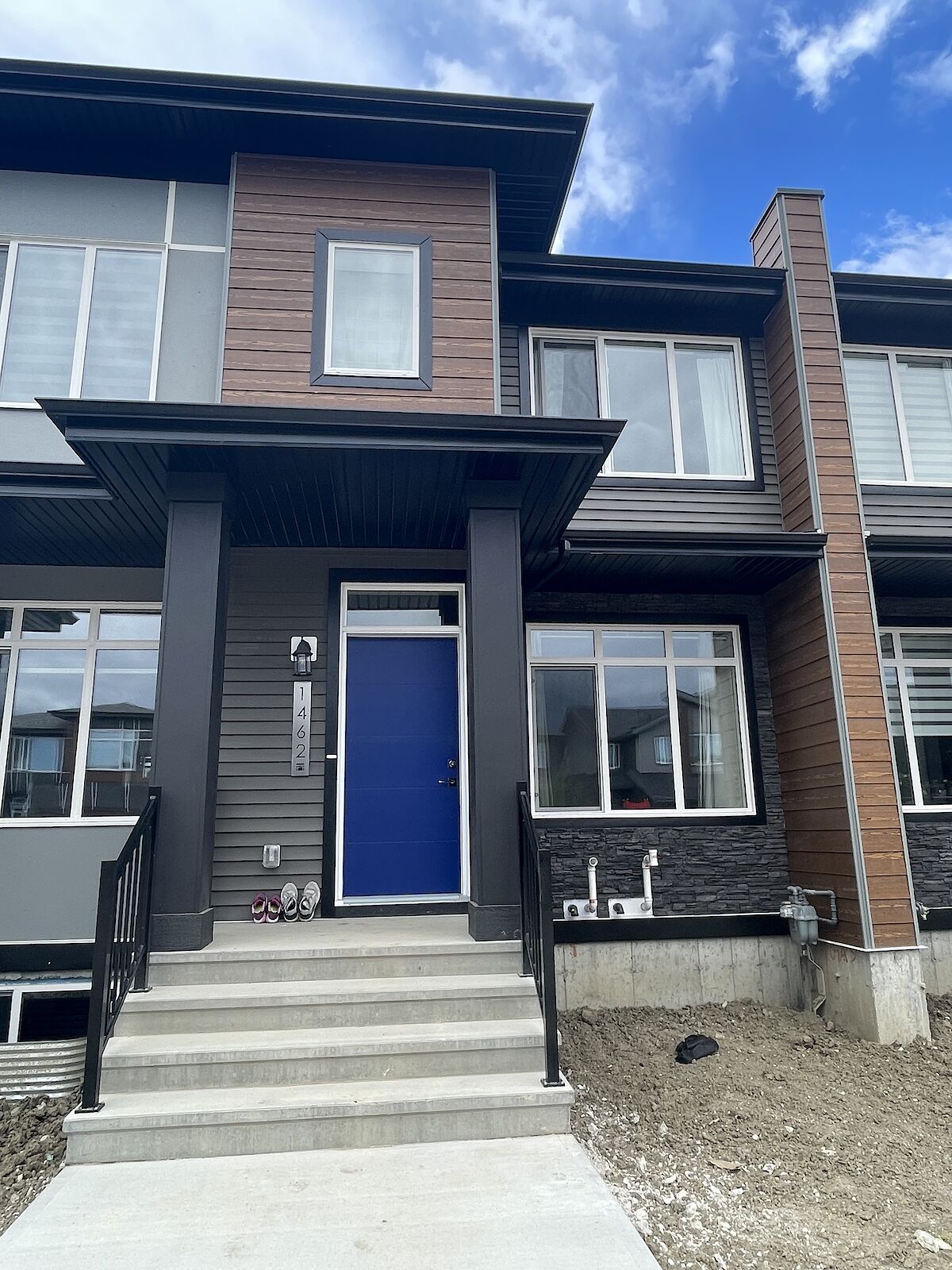 Edmonton Pet Friendly Townhouse For Rent | Keswick | Newly built ...