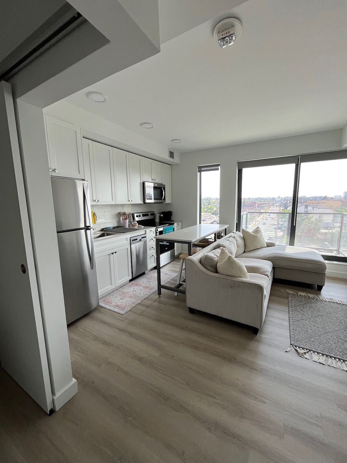 Calgary 1 bedroom Apartment for rent. Property photo: 583125-1