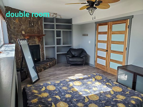 Chestermere 6 bedrooms Room For Rent for rent. Property photo: 60068-3
