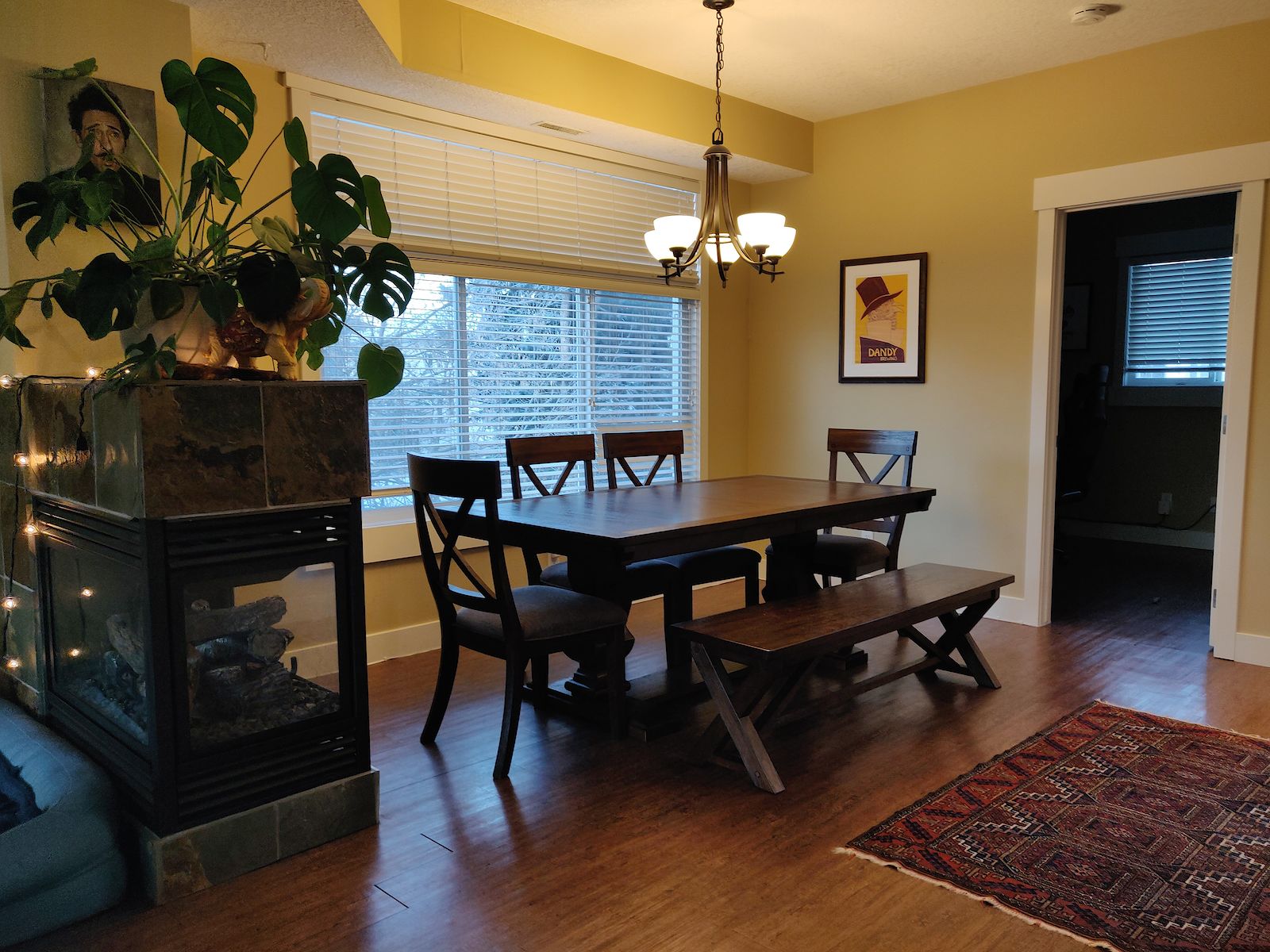 Calgary 4 bedrooms Townhouse for rent. Property photo: 72060-1