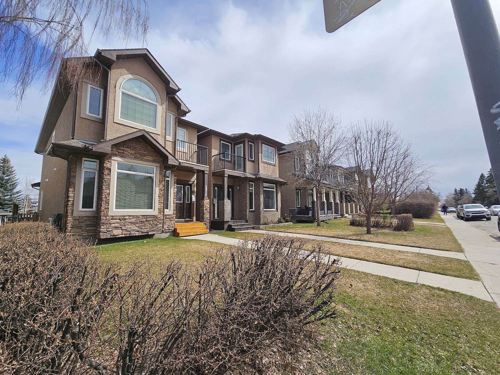 Calgary 4 bedrooms House for rent. Property photo: 72427-1