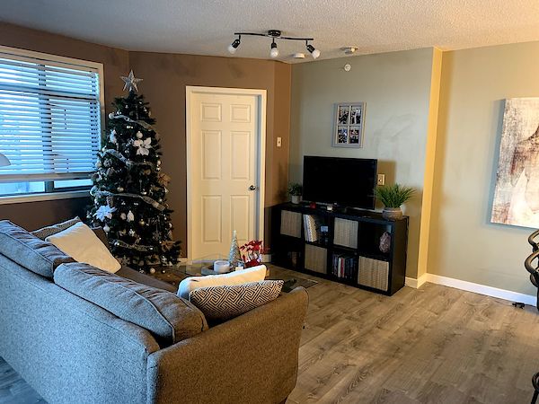 Calgary 2 bedrooms Condo Unit for rent. Property photo: 79150-3