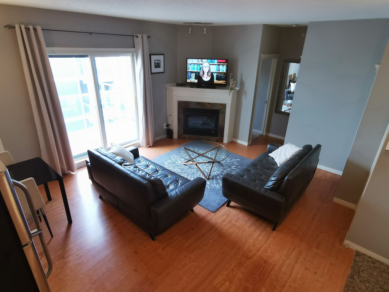 Calgary 1 bedroom Apartment for rent. Property photo: 79165-1