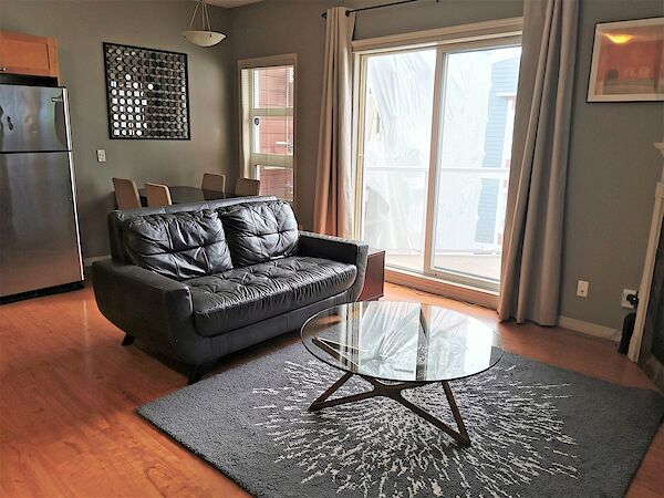 Calgary 1 bedroom Apartment for rent. Property photo: 79165-2